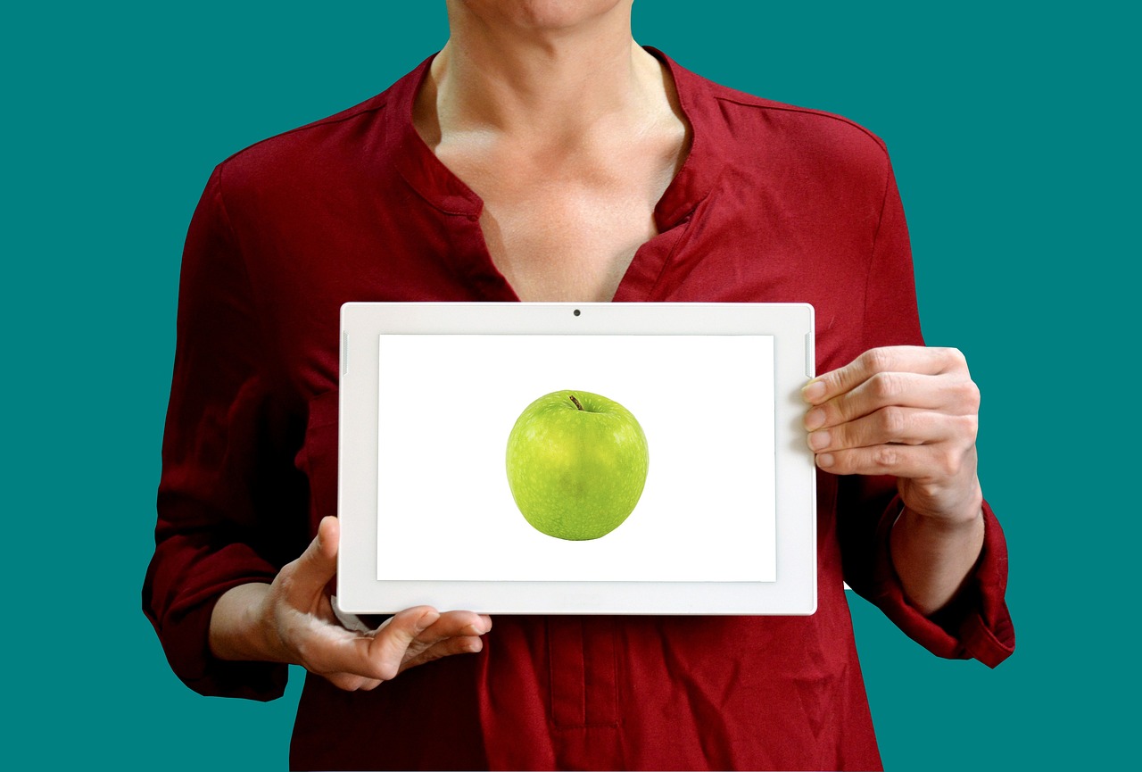 Reverse Dieting for Older Adults: Rebuilding Metabolism and Muscle After Weight Loss